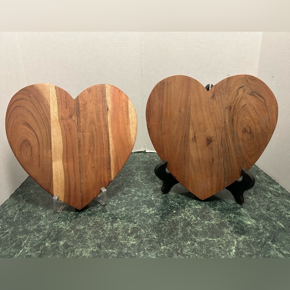Wooden Valentine’s Heart Risers & Matching Wooden Heart Bowl - Picture 2 of 8